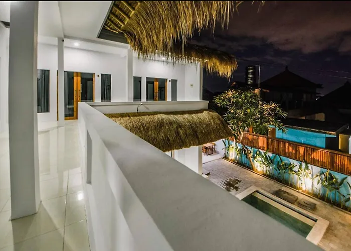 Greek House: W/desk And Shared Pool&kitchen/7 Maison d'hôtes Canggu