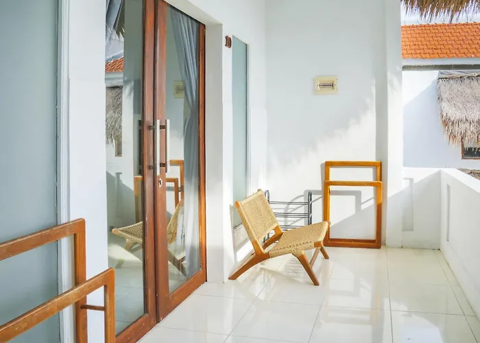 Greek House: W/desk And Shared Pool&kitchen/7 Canggu